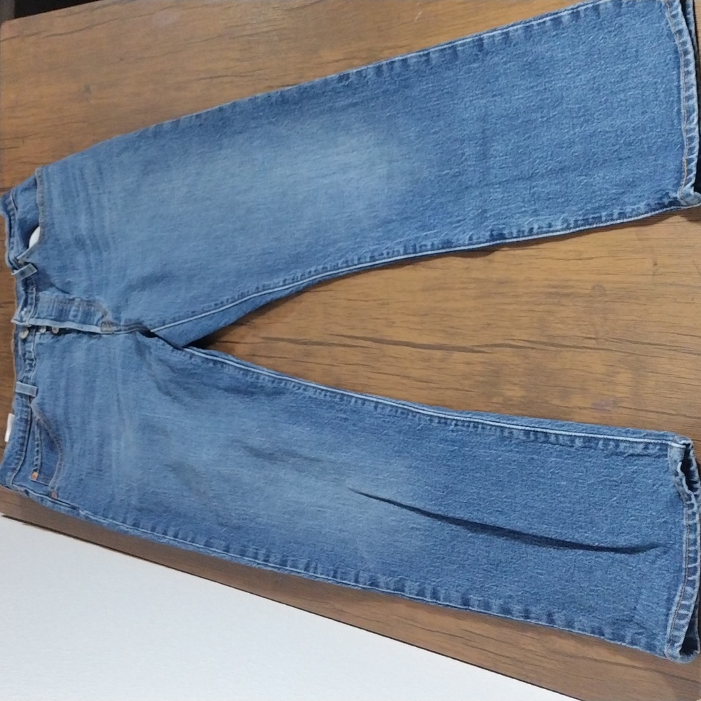 Levi 501s 32x30